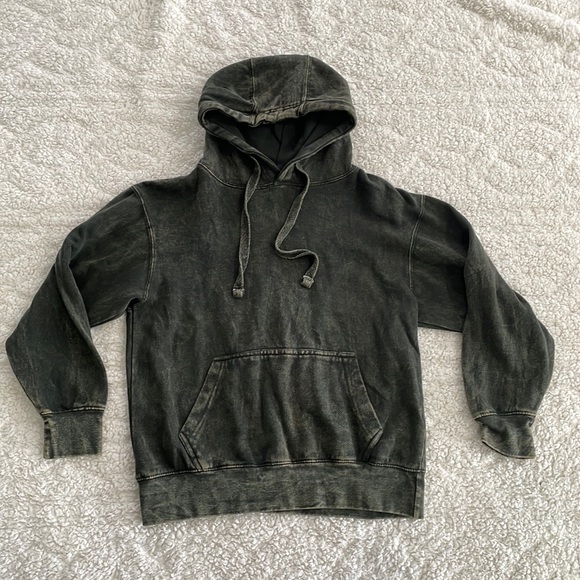 HRT & LUV Green Graphic Sweatshirt - Picture 1 of 4